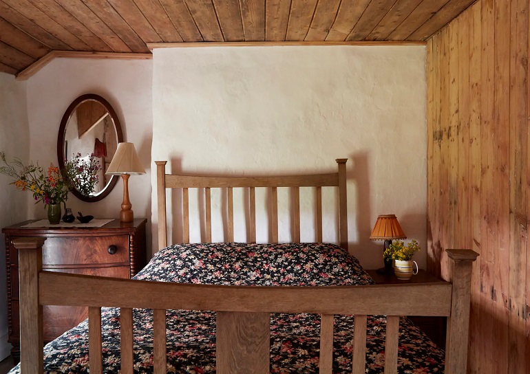 COTTAGE LOVE